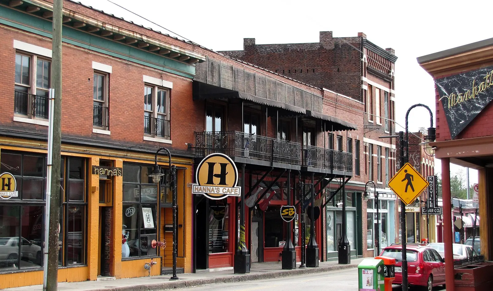 Restaurants and shops on South Central Street in Knoxville's Old City. The photo is illustrative and does not refer to any inspection.