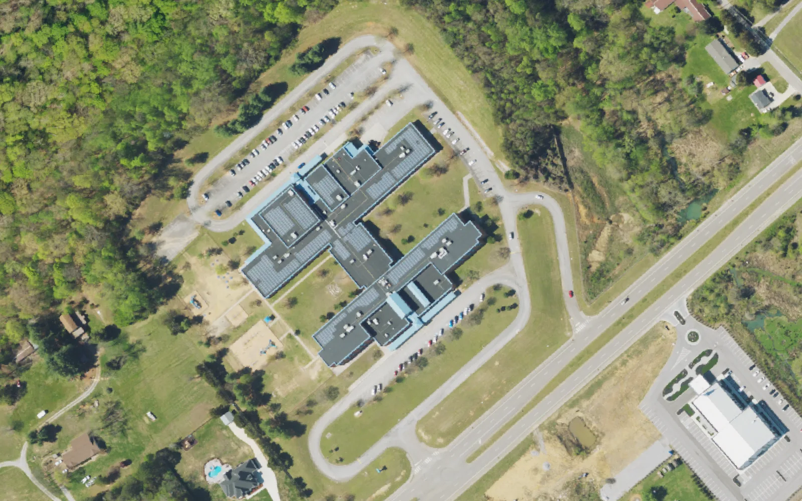 Aerial view of the area around Amherst Elementary School on Schaad Road, Knoxville, from the 2023 National Agriculture Imagery Program survey