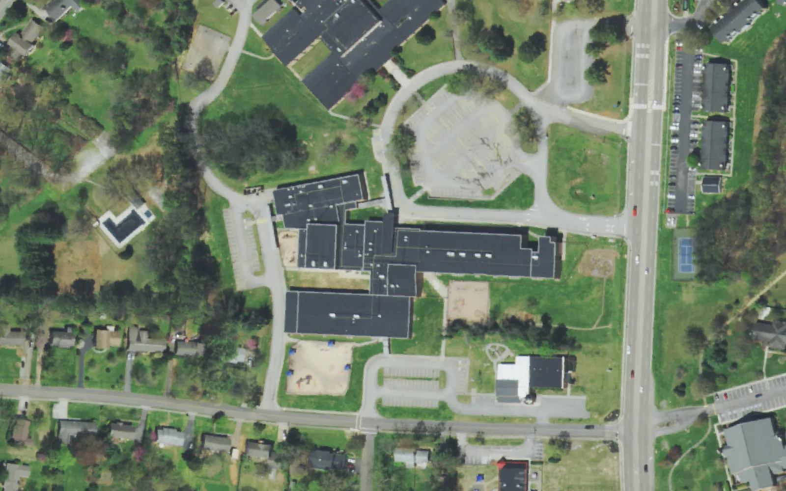 Aerial view of the area around Cedar Bluff Elementary School on North Cedar Bluff Road, Knoxville, from the 2021 National Agriculture Imagery Program survey
