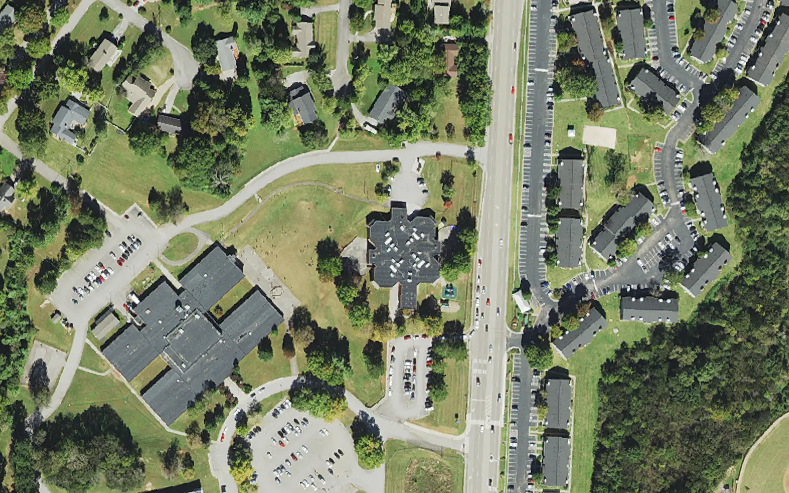 Aerial view of the area around Cedar Bluff Preschool on North Cedar Bluff Road, Knoxville, from the 2018 National Agriculture Imagery Program survey
