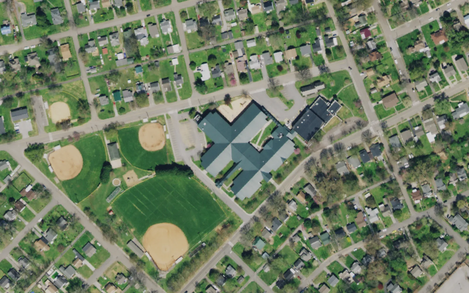 Aerial view of the area around Christenberry Elementary School on Oglewood Avenue, Knoxville, from the 2021 National Agriculture Imagery Program survey