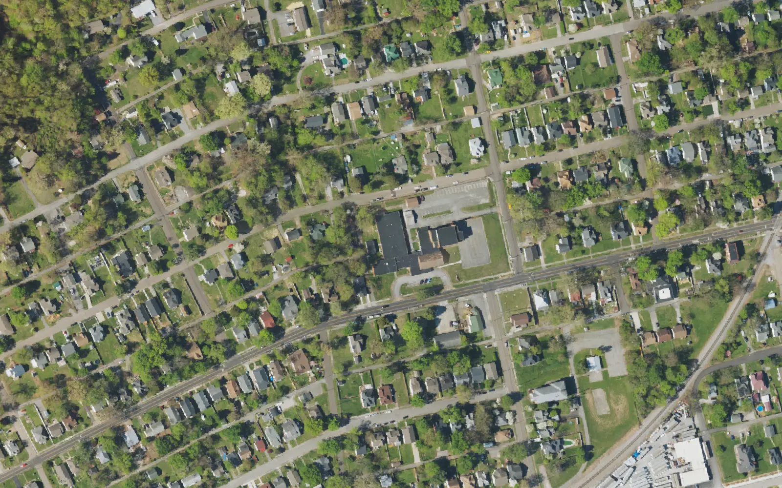Aerial view of the area around Dr. Paul L. Kelley Volunteer Academy on Chickamauga Avenue, Knoxville, from the 2023 National Agriculture Imagery Program survey