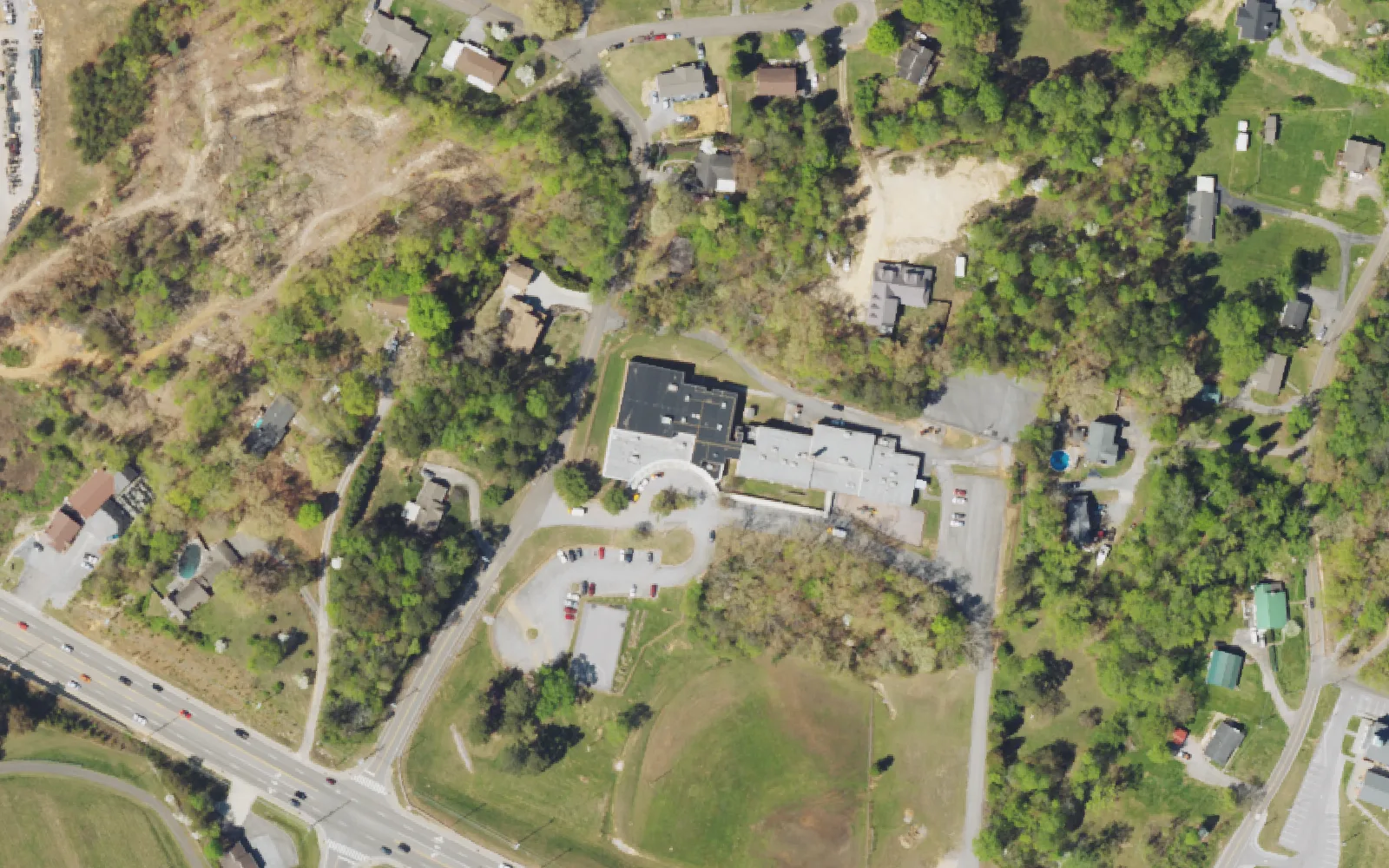 Aerial view of the area around Ridgedale School on Ridgedale Road, Knoxville, from the 2023 National Agriculture Imagery Program survey