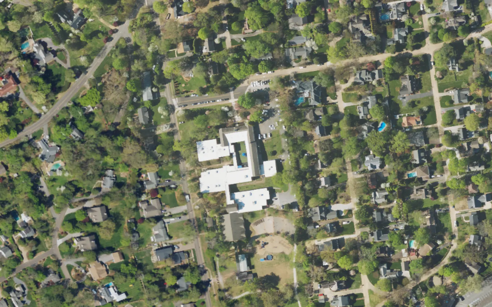 Aerial view of the area around Sequoyah Elementary School on Southgate Road, Knoxville, from the 2023 National Agriculture Imagery Program survey