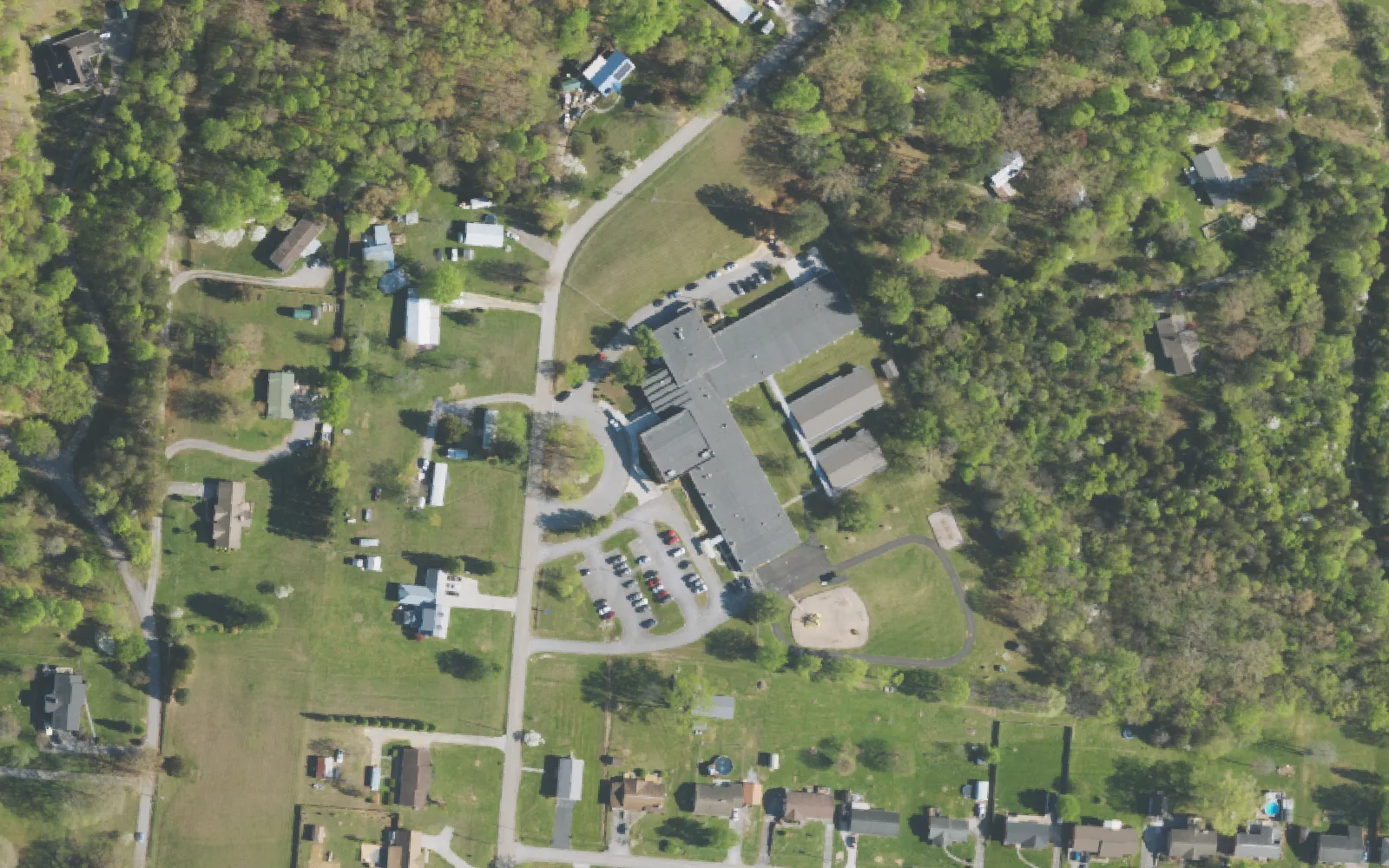Aerial view of the area around Sunnyview Primary School on Bagwell Lane, Knoxville, from the 2023 National Agriculture Imagery Program survey