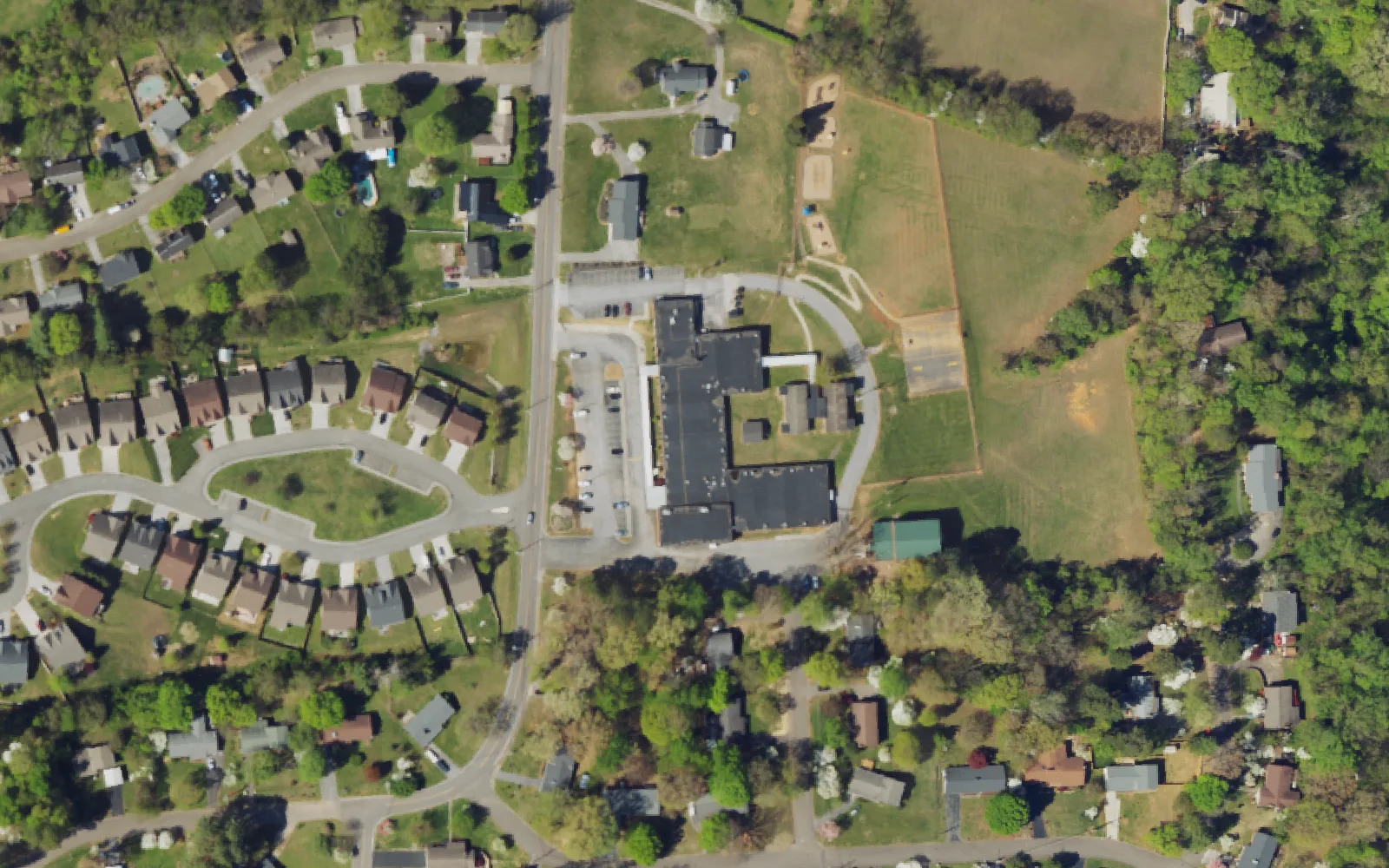 Aerial view of the area around West Haven Elementary School on Sisk Road, Knoxville, from the 2023 National Agriculture Imagery Program survey