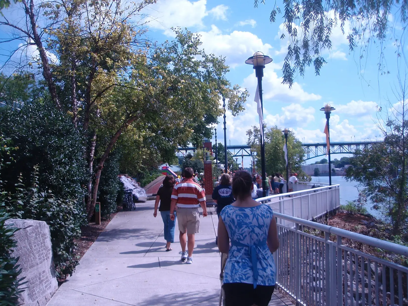 The riverwalk along the Tennessee River at Volunteer Landing, with the Gay Street Bridge beyond.